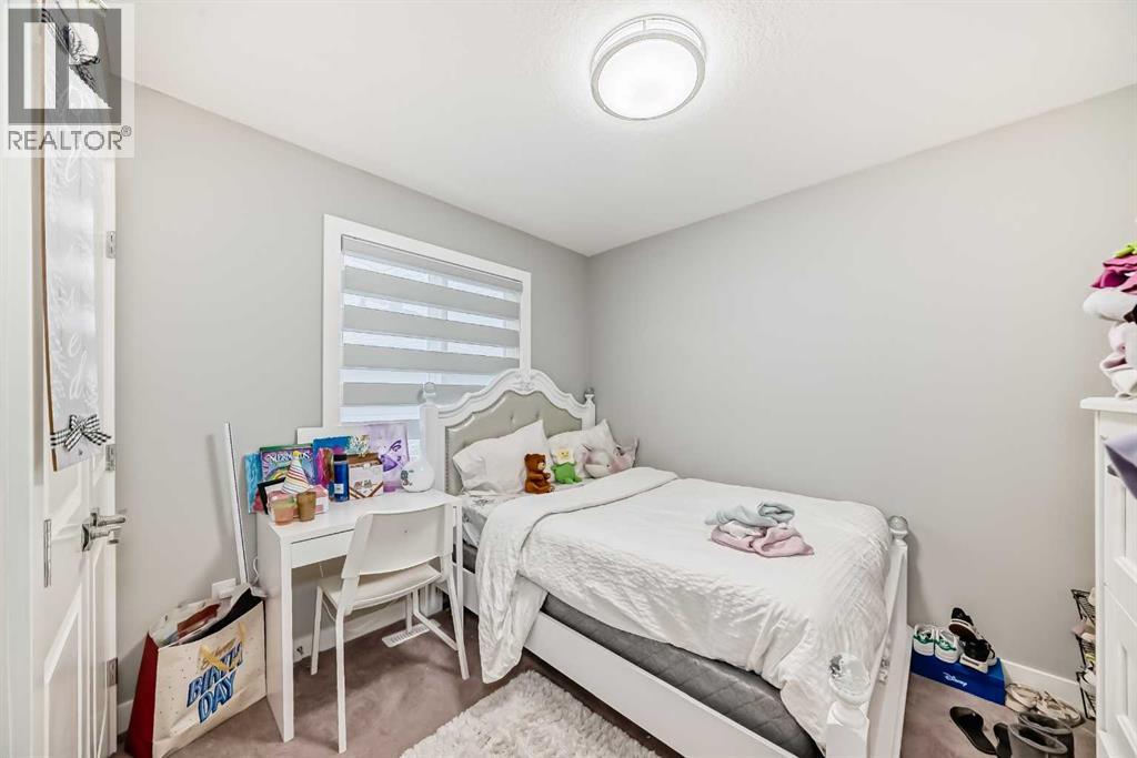 197 Baysprings Gardens SW, Airdrie, Alberta  T4B 5C5 - Photo 32 - A2290238