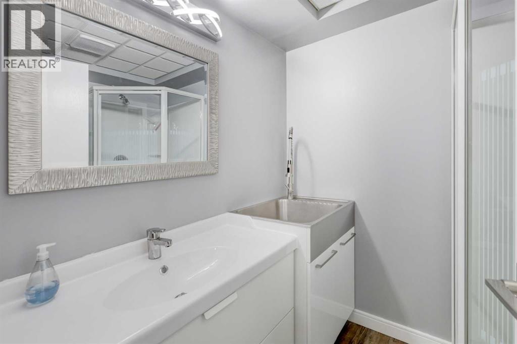 19 Riverstone Crescent Se, Calgary, Alberta  T2C 4A4 - Photo 33 - A2301777