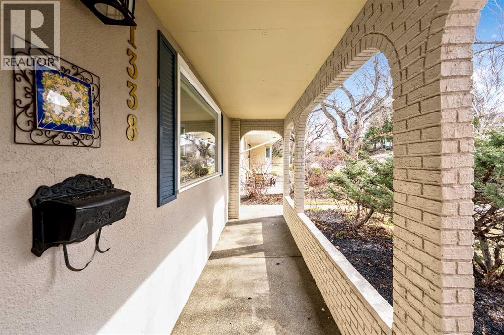 1338 Hamilton Street Nw, Calgary, Alberta  T2N 3W6 - Photo 3 - A2302314