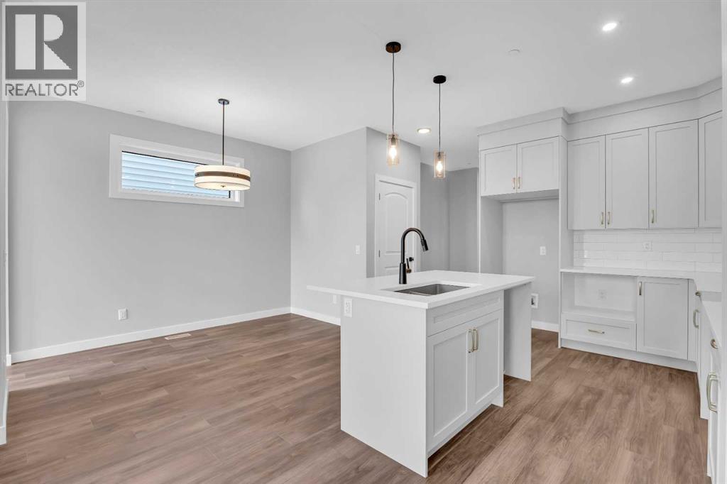 17 Hotchkiss Garden SE, Calgary, Alberta  T3S 0T7 - Photo 9 - A2302831