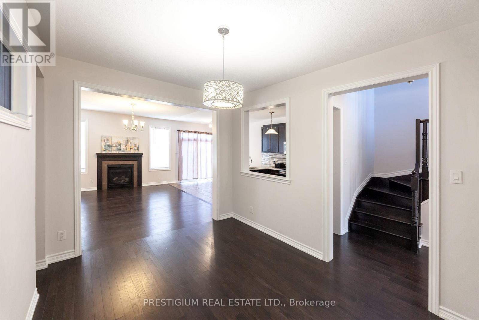 129 Sweetvalley Drive, Ottawa, Ontario  K4A 1A4 - Photo 10 - X12760544