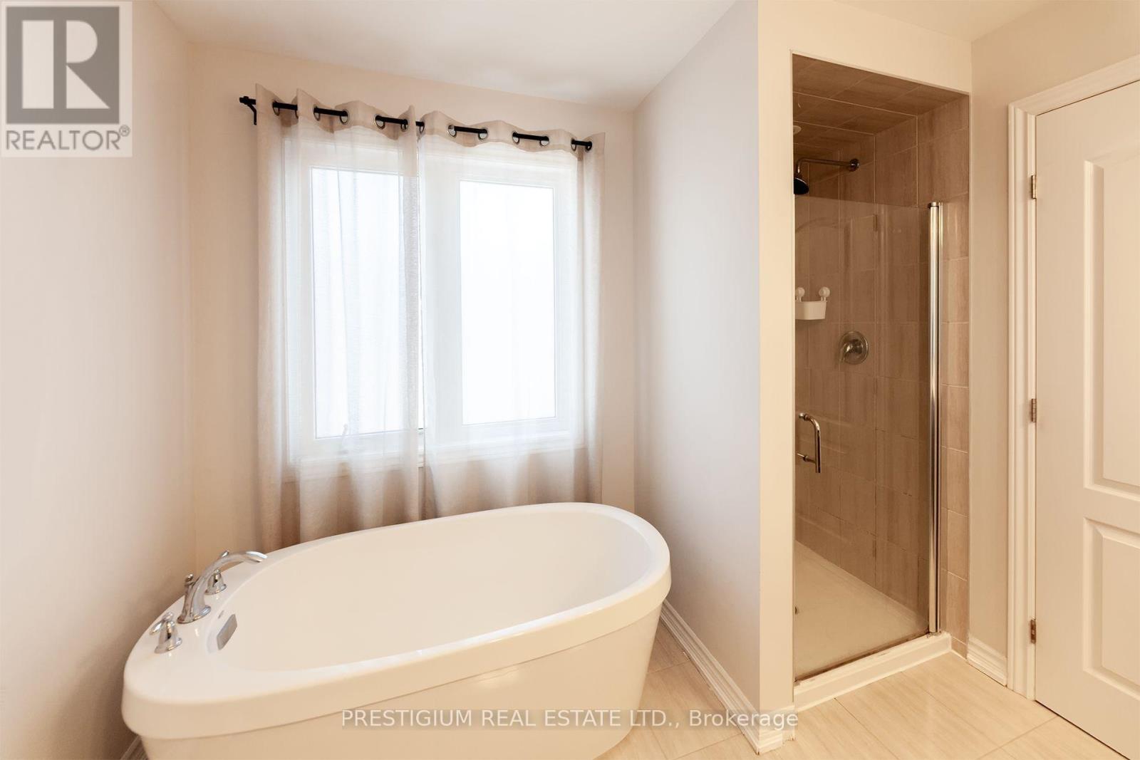 129 Sweetvalley Drive, Ottawa, Ontario  K4A 1A4 - Photo 18 - X12760544