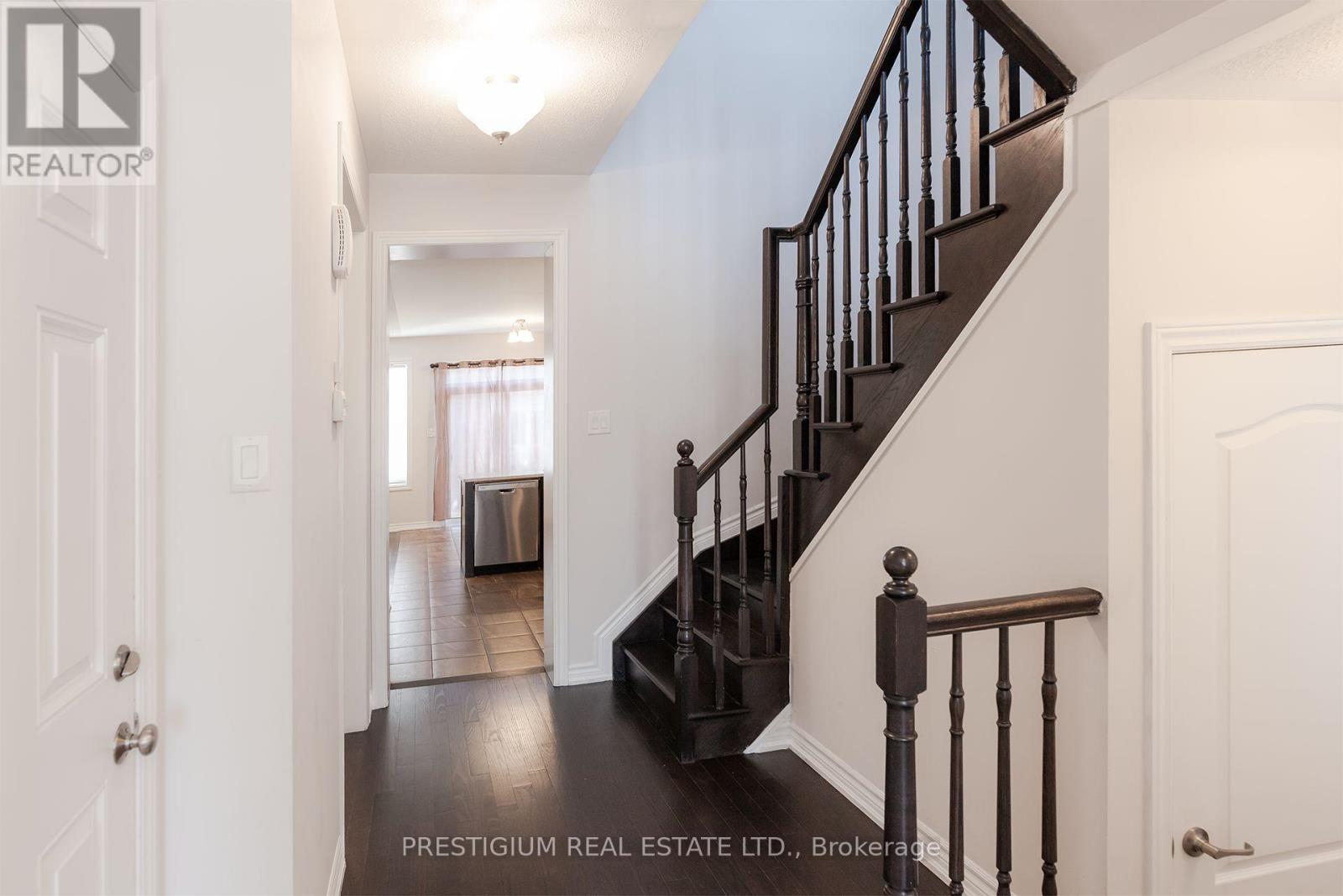 129 Sweetvalley Drive, Ottawa, Ontario  K4A 1A4 - Photo 3 - X12760544