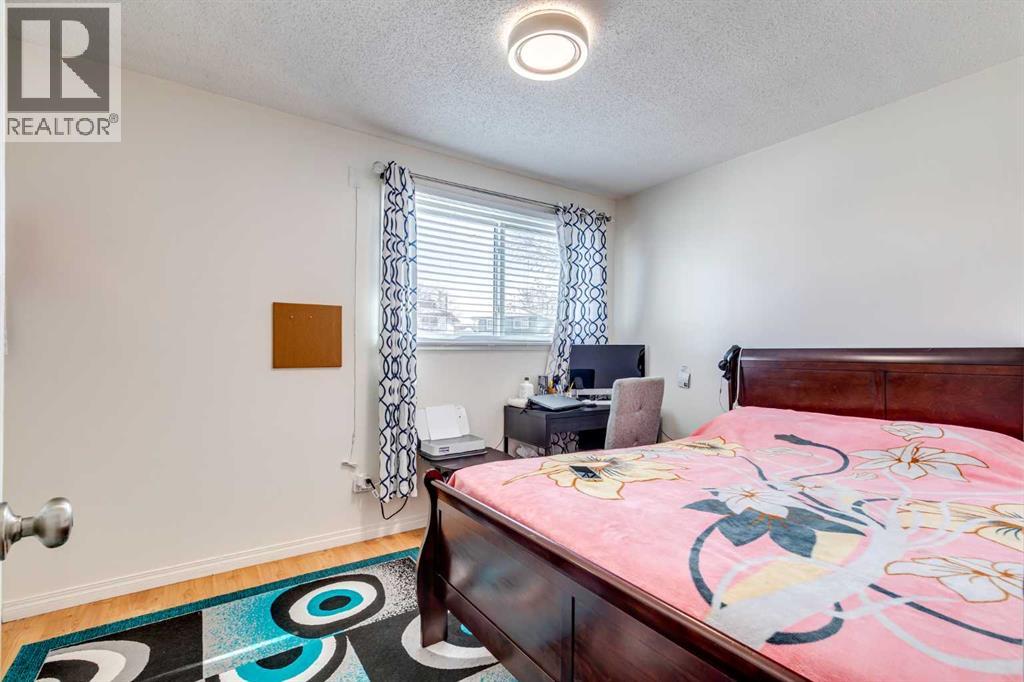 217 Aboyne Place Ne, Calgary, Alberta  T2A 5Z2 - Photo 11 - A2291308