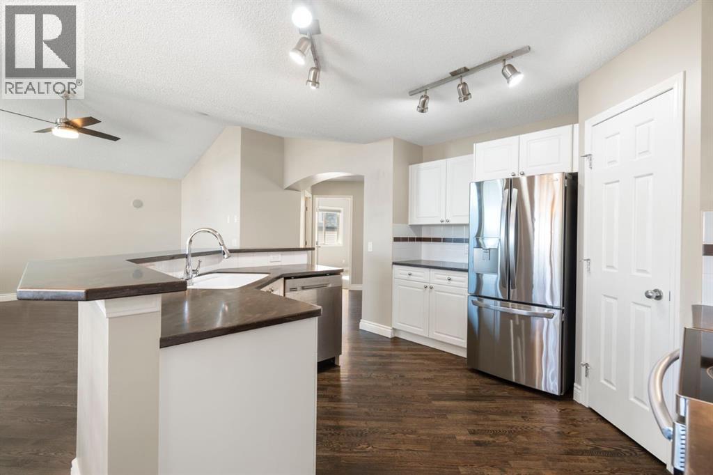 59 Panorama Hills Road Nw, Calgary, Alberta  T3K 5J1 - Photo 5 - A2296791