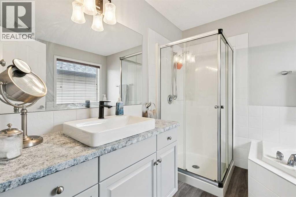 54 Chapala Grove Se, Calgary, Alberta  T2X 3V5 - Photo 18 - A2298683