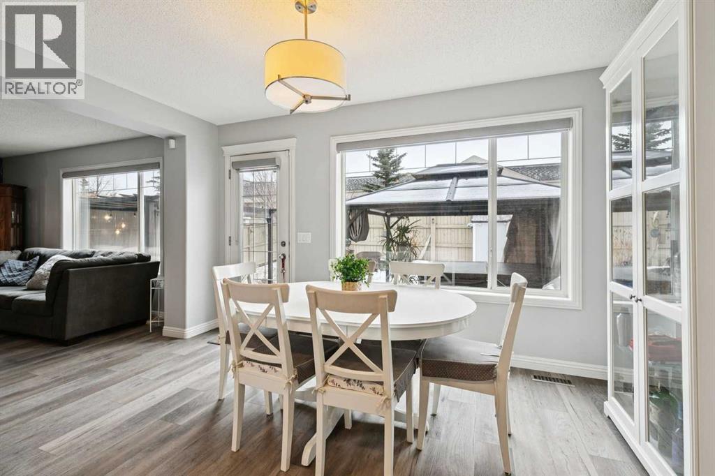 54 Chapala Grove Se, Calgary, Alberta  T2X 3V5 - Photo 14 - A2298683