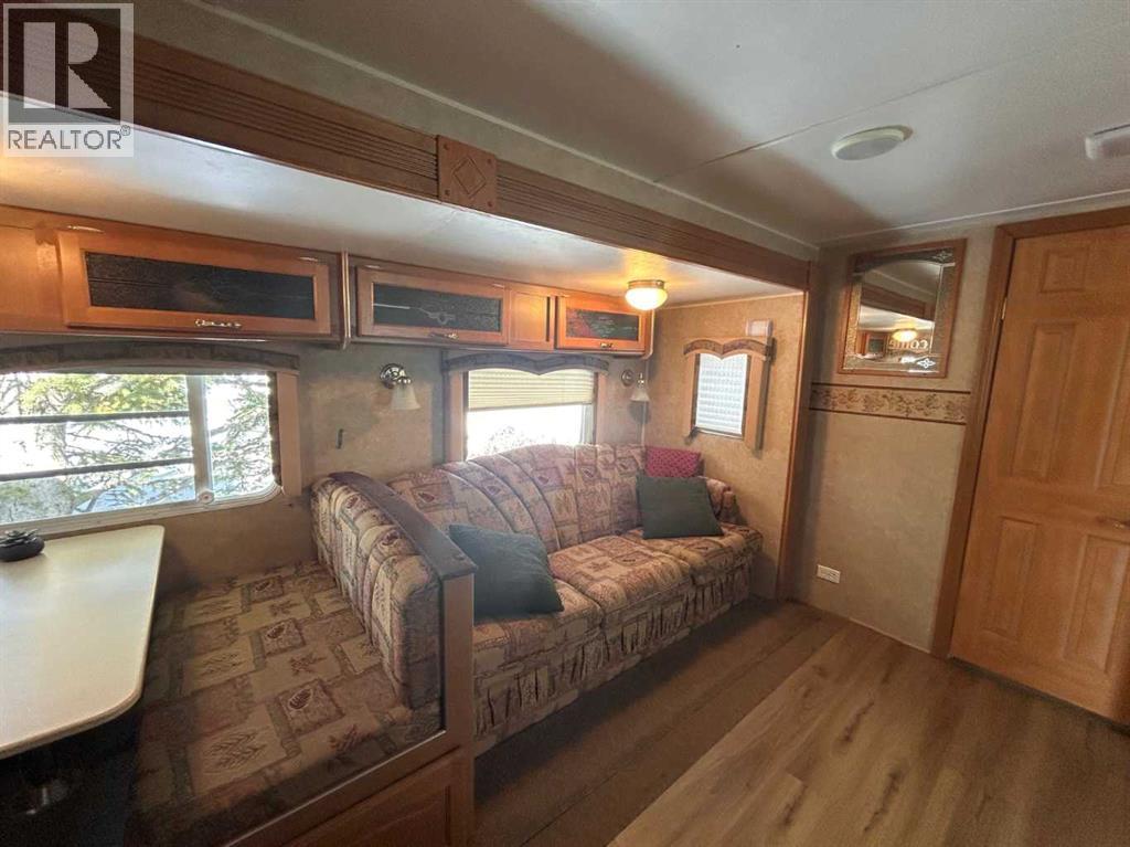 656 2540 Twp 353, Rural Red Deer County, Alberta  T4G 0K6 - Photo 10 - A2303308