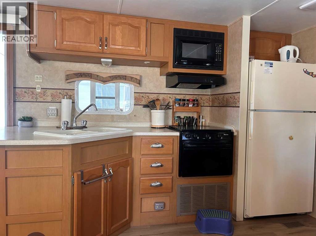 656 2540 Twp 353, Rural Red Deer County, Alberta  T4G 0K6 - Photo 8 - A2303308