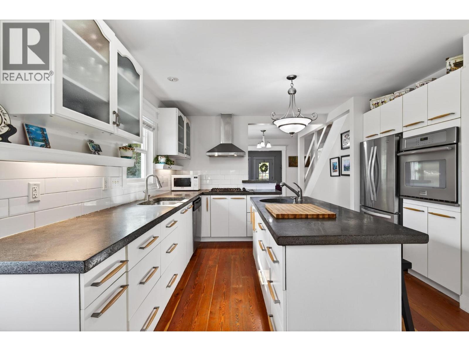 716 Lawson Avenue, Kelowna, British Columbia  V1Y 6S8 - Photo 10 - 10384014