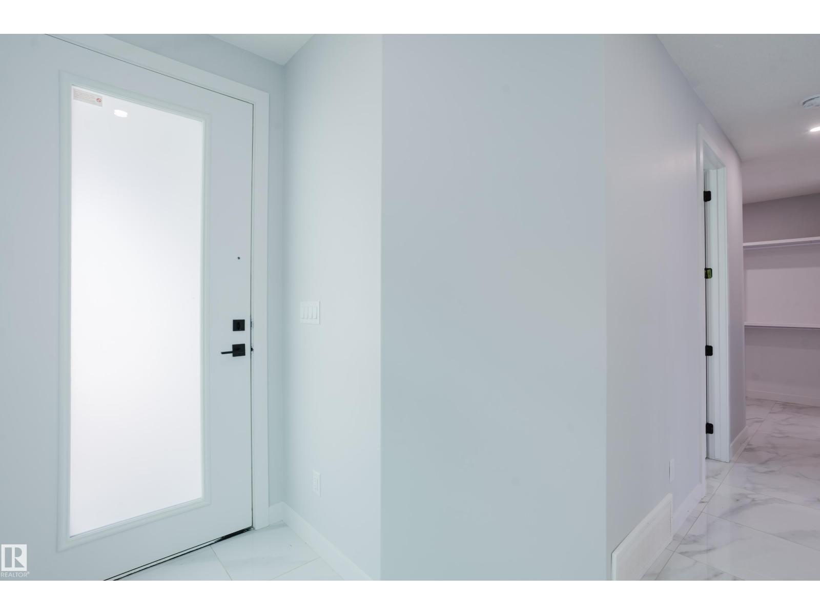 2038 Collip Crescent SW, Edmonton, Alberta  T6W 5B1 - Photo 6 - E4450683