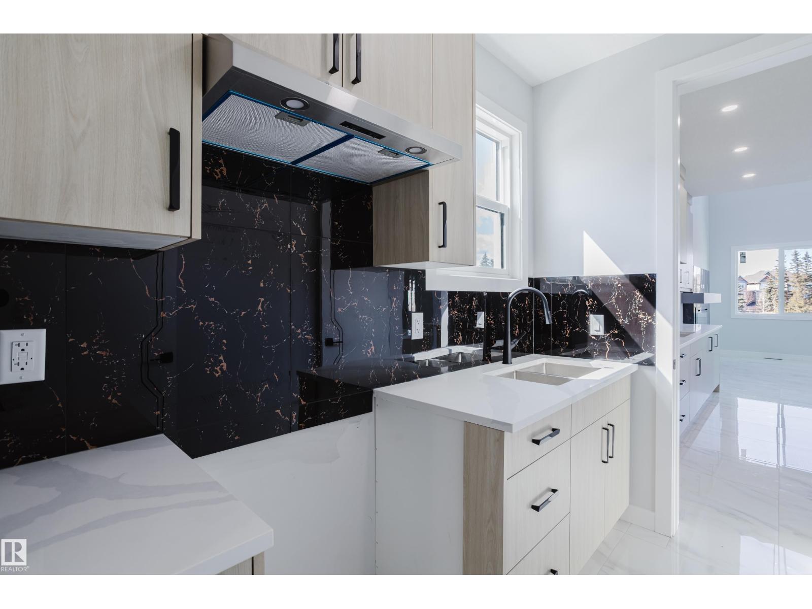 2038 Collip Crescent SW, Edmonton, Alberta  T6W 5B1 - Photo 15 - E4450683