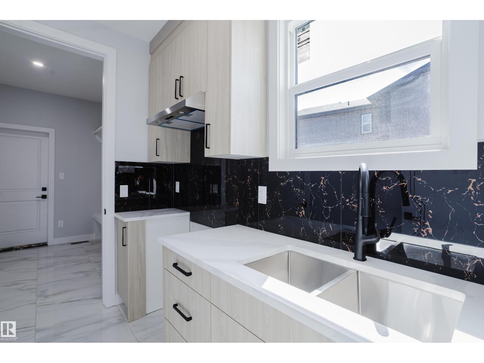 2038 Collip Crescent SW, Edmonton, Alberta  T6W 5B1 - Photo 16 - E4450683