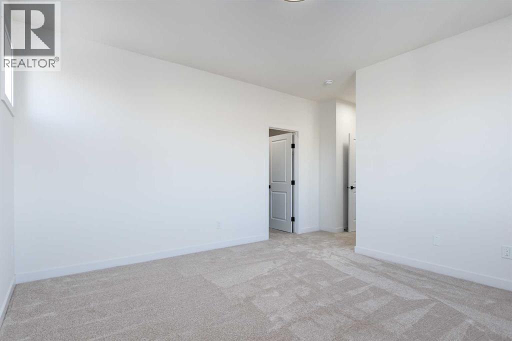 208 Monterey Bay SE, High River, Alberta  T1V 0J7 - Photo 21 - A2275431