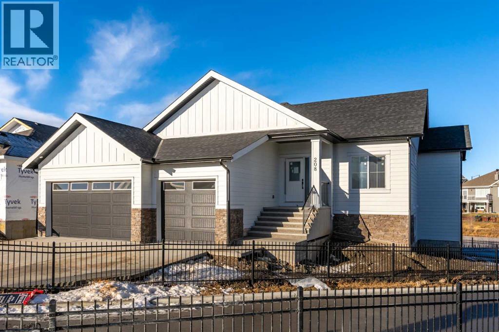 208 Monterey Bay SE, High River, Alberta  T1V 0J7 - Photo 45 - A2275431