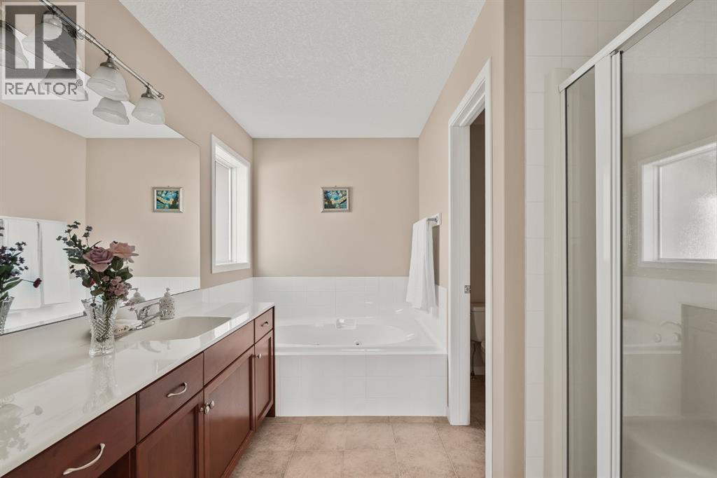430 Discovery Ridge Boulevard Sw, Calgary, Alberta  T3H 5T7 - Photo 25 - A2301240