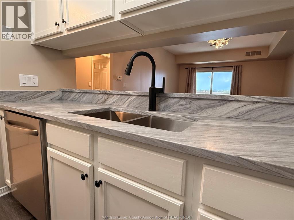 315 Village Grove Drive Unit# 501, Tecumseh, Ontario  N8N 5G4 - Photo 15 - 26008523