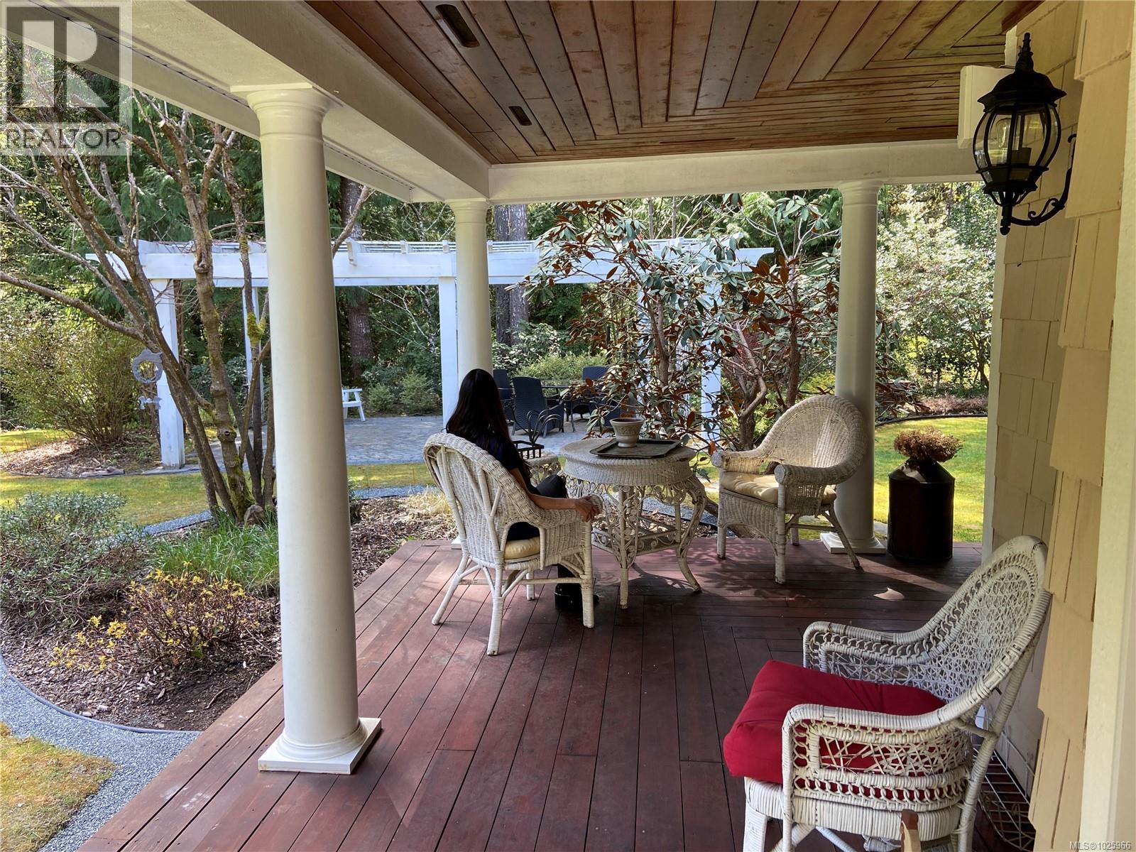 1753 Peerless Rd, Shawnigan Lake, British Columbia  V0R 1L0 - Photo 9 - 1025966