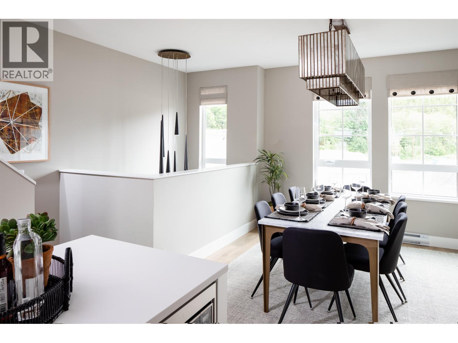 1357 Peakside Place, Squamish, British Columbia  V8B 1A8 - Photo 11 - R3095680