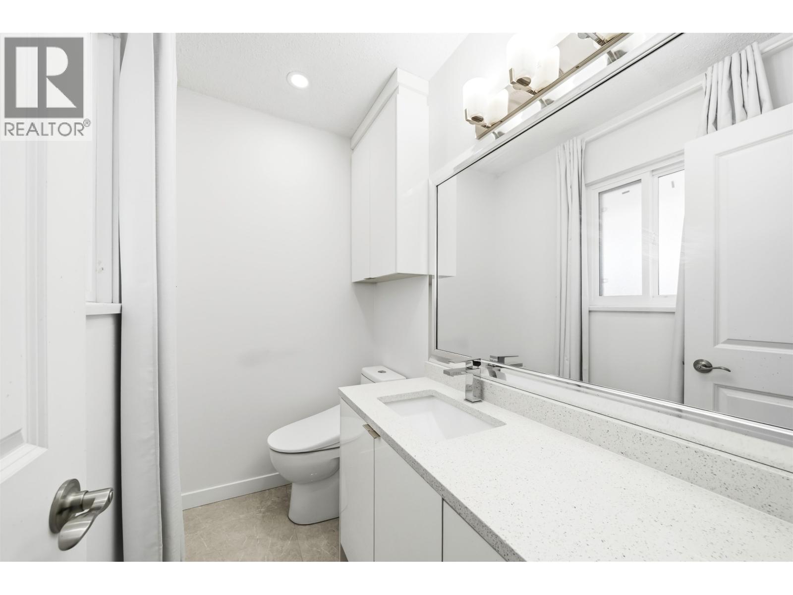 9720 Seagrave Road, Richmond, British Columbia  V7A 3X8 - Photo 16 - R3110425