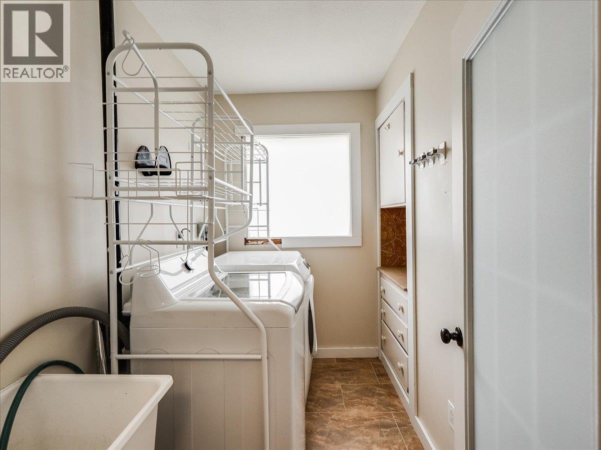 1181 Marianna Crescent, Trail, British Columbia  V1R 1C9 - Photo 27 - 10383932