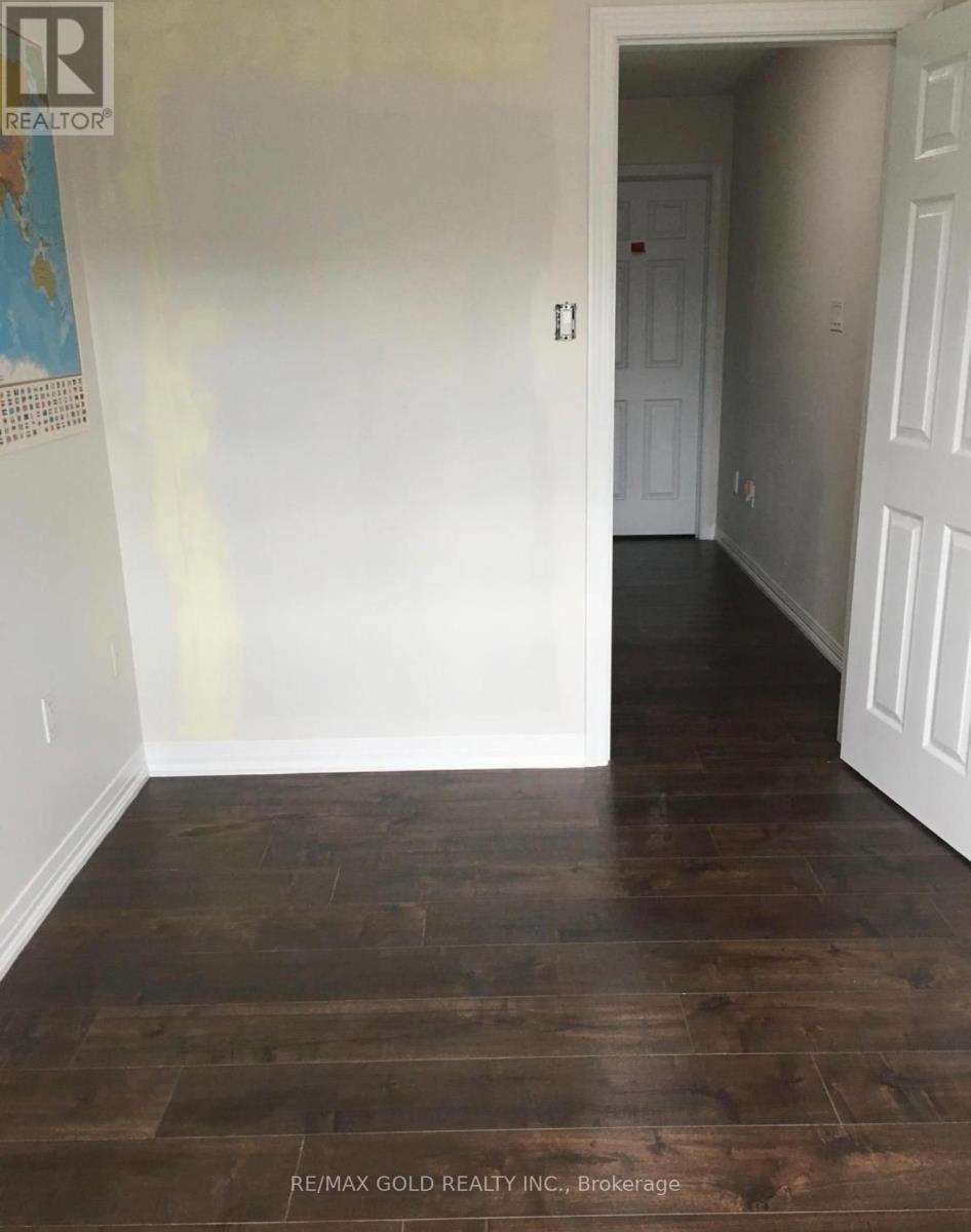 94 Robert Parkinson Drive, Brampton, Ontario  L7A 0Z3 - Photo 14 - W12961892