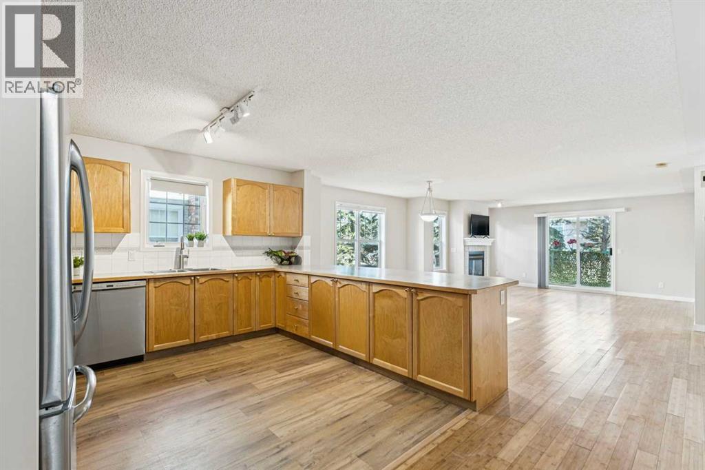 704, 7171 Coach Hill Road SW, Calgary, Alberta  T3H 3R7 - Photo 4 - A2295156