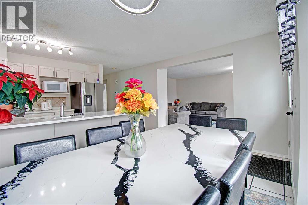 10316 Hidden Valley Drive NW, Calgary, Alberta  T3A 4Z6 - Photo 14 - A2301053