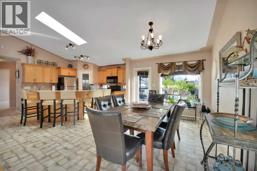 810 800 Ramage Close, Red Deer, Alberta  T4P 3X9 - Photo 4 - A2297132