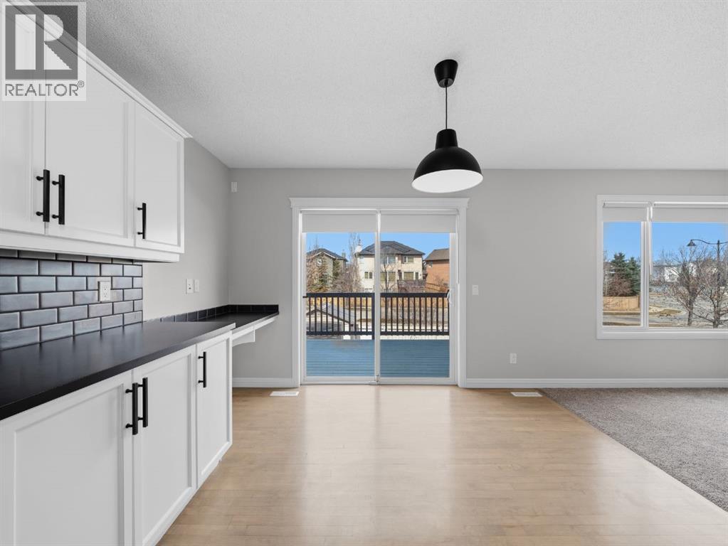 40 Everwillow Park Sw, Calgary, Alberta  T2Y 5C5 - Photo 10 - A2296699