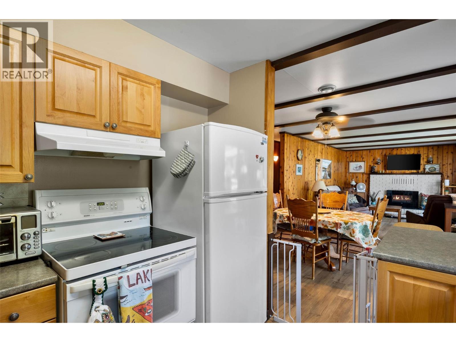 4188 South Ashe Crescent, Scotch Creek, British Columbia  V0E 1M5 - Photo 11 - 10383670