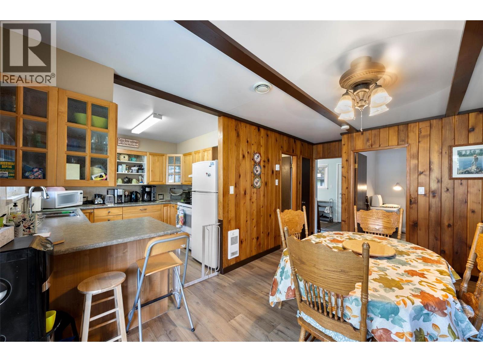 4188 South Ashe Crescent, Scotch Creek, British Columbia  V0E 1M5 - Photo 8 - 10383670