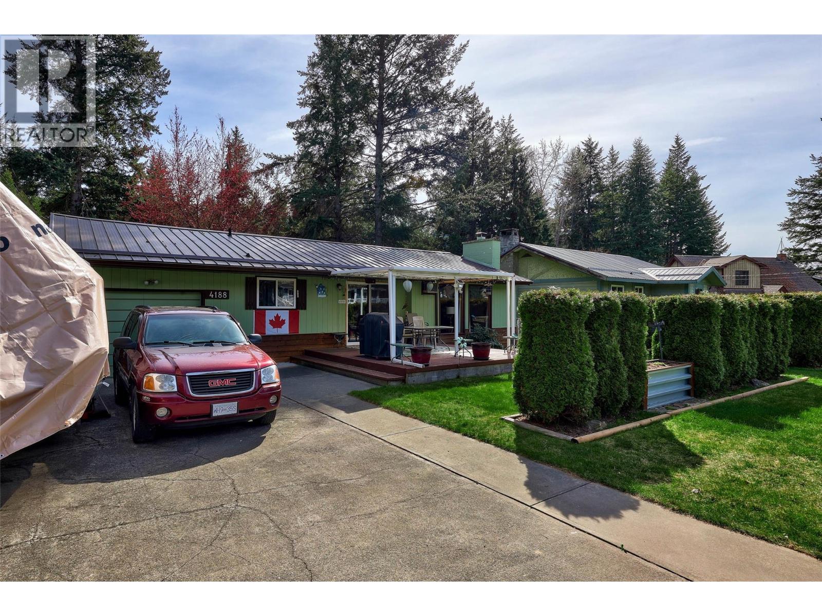 4188 South Ashe Crescent, Scotch Creek, British Columbia