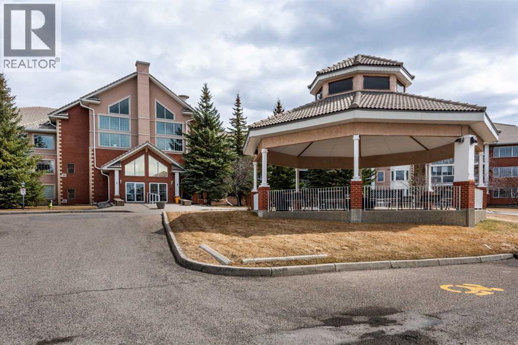 150, 6868 Sierra Morena Boulevard Sw, Calgary, Alberta  T3H 3R6 - Photo 2 - A2301400