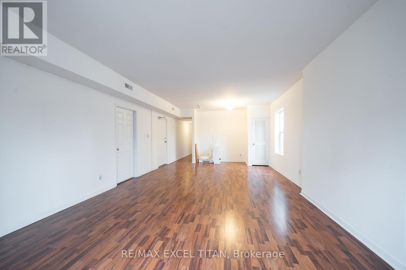302 - 414 Jarvis Street, Toronto, Ontario  M4Y 3C2 - Photo 3 - C13017758