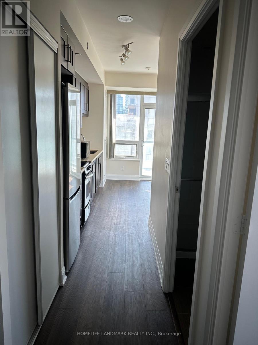 1805 - 68 Canterbury Place, Toronto, Ontario  M2N 0H8 - Photo 16 - C13017768