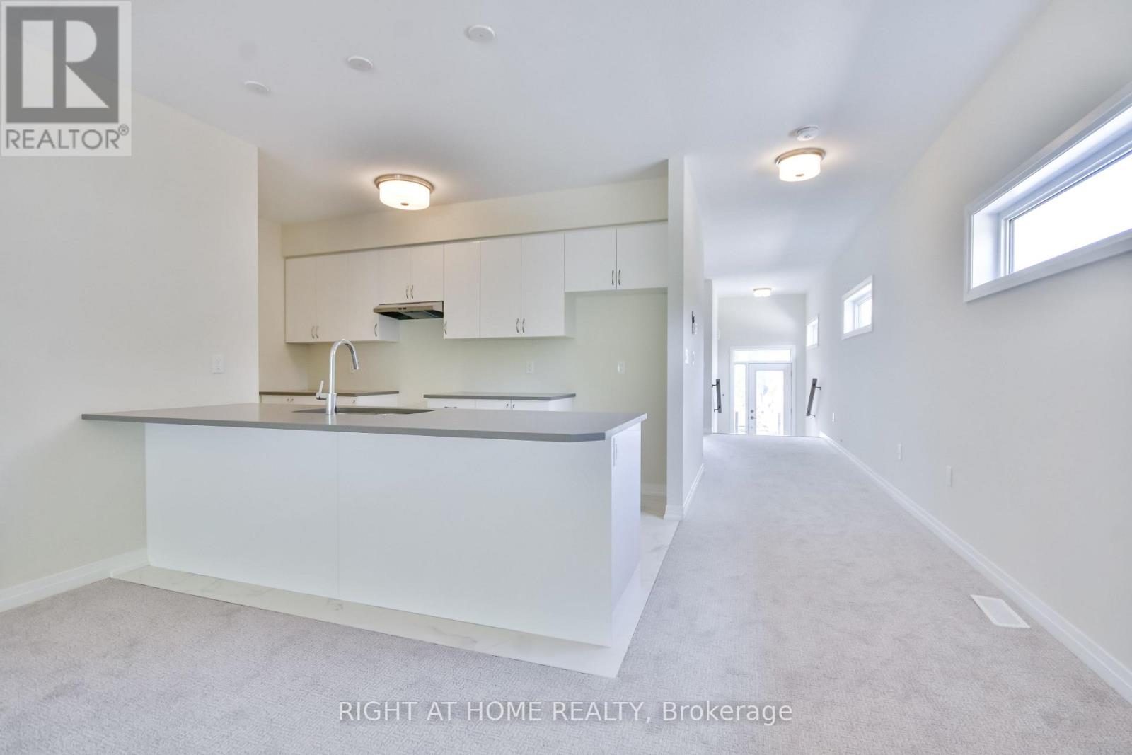 3056 Sandy Acrs Avenue, Severn, Ontario  L3V 8P8 - Photo 17 - S13017760