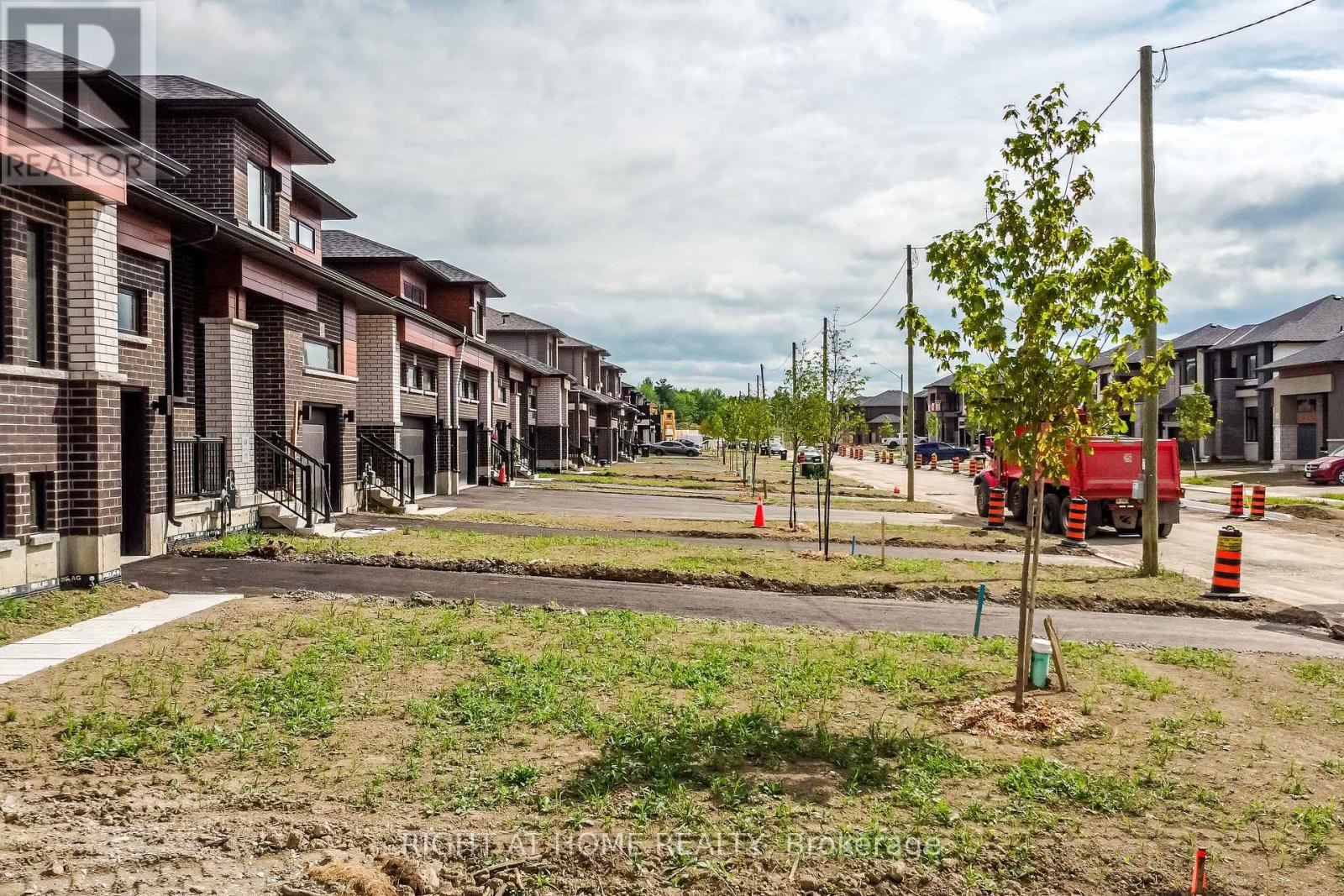 3056 Sandy Acrs Avenue, Severn, Ontario  L3V 8P8 - Photo 2 - S13017760