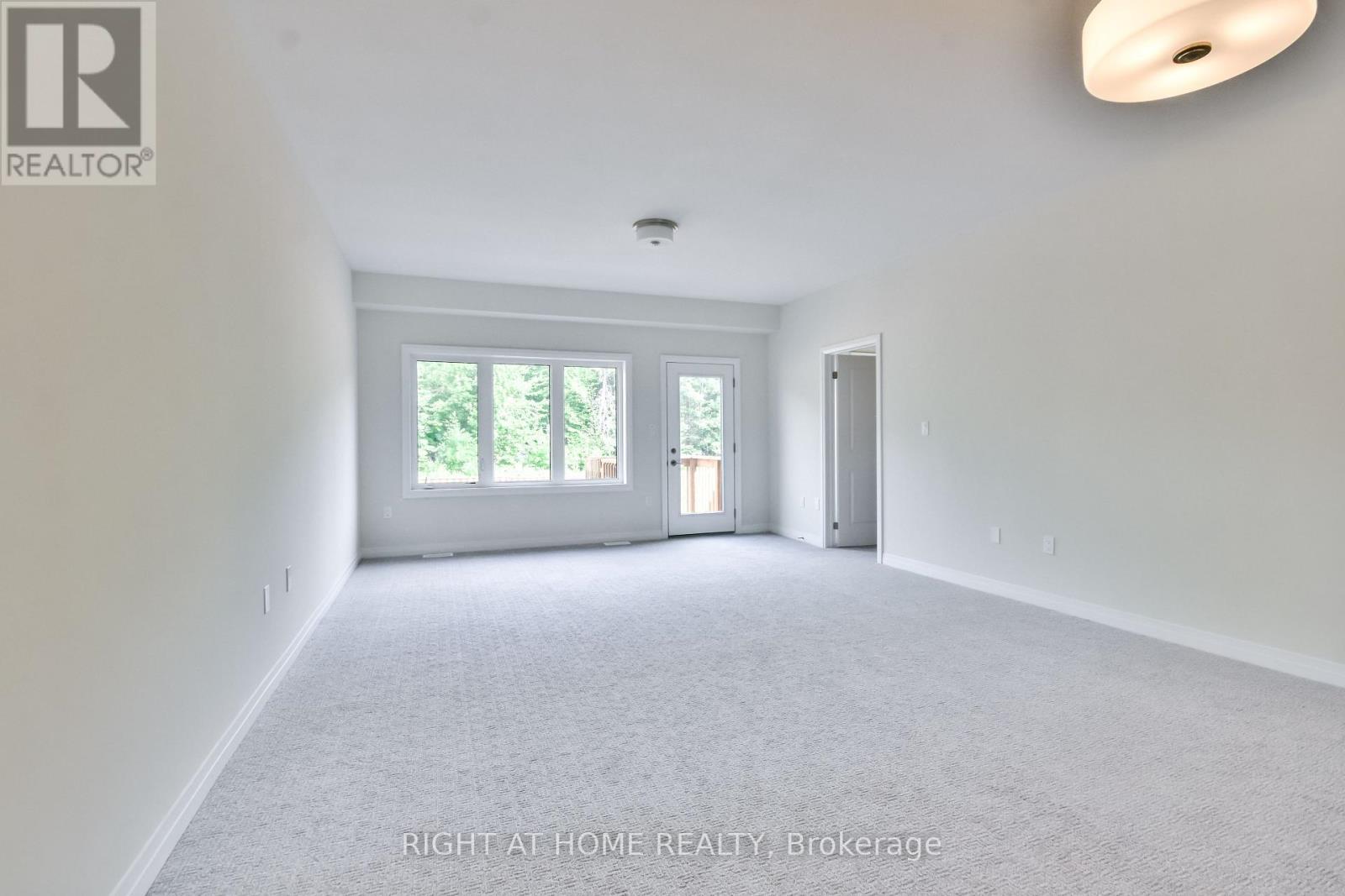 3056 Sandy Acrs Avenue, Severn, Ontario  L3V 8P8 - Photo 7 - S13017760