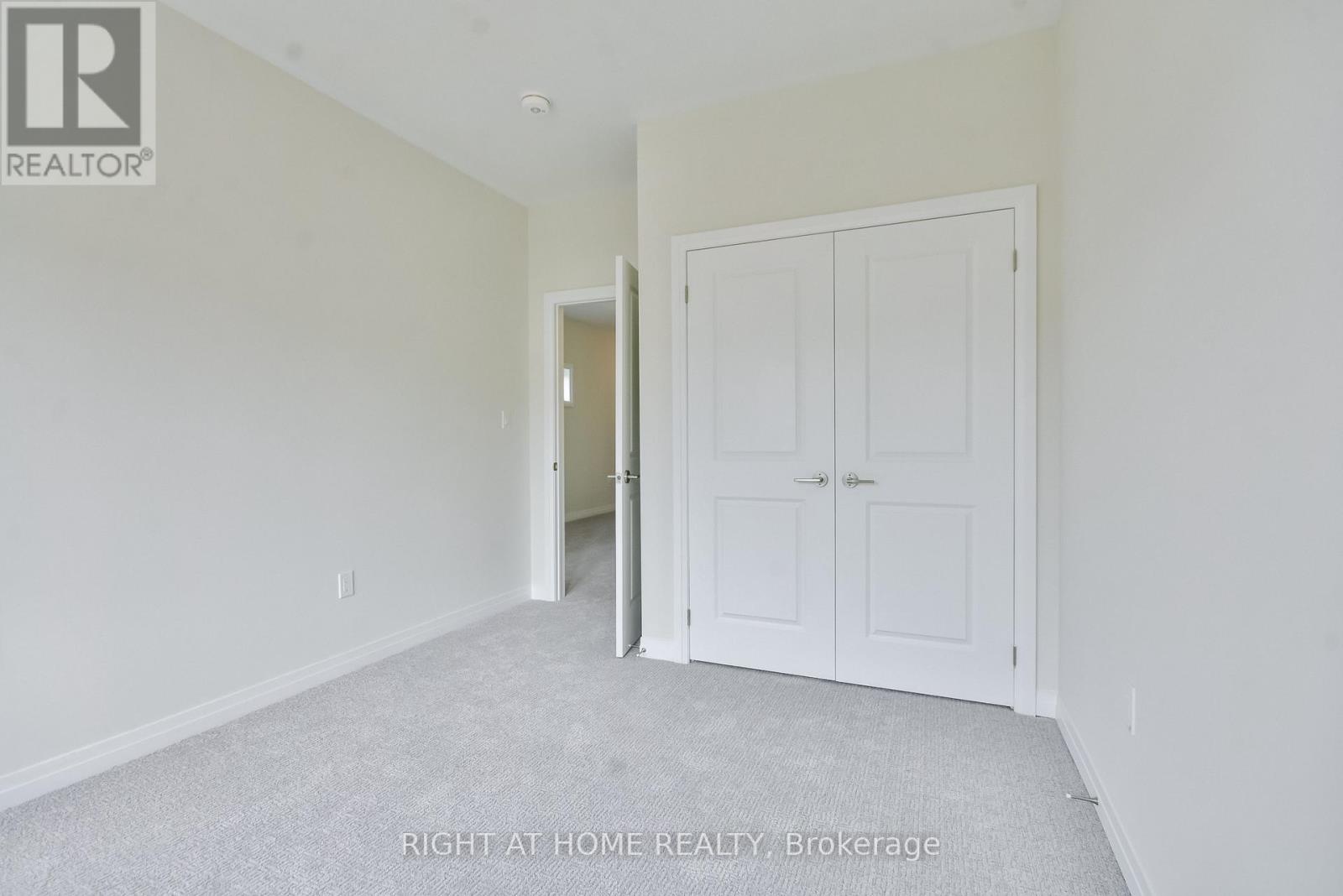 3056 Sandy Acrs Avenue, Severn, Ontario  L3V 8P8 - Photo 9 - S13017760