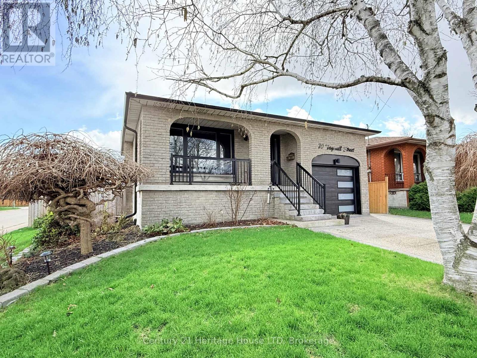 70 TAYMALL STREET, Hamilton, Ontario