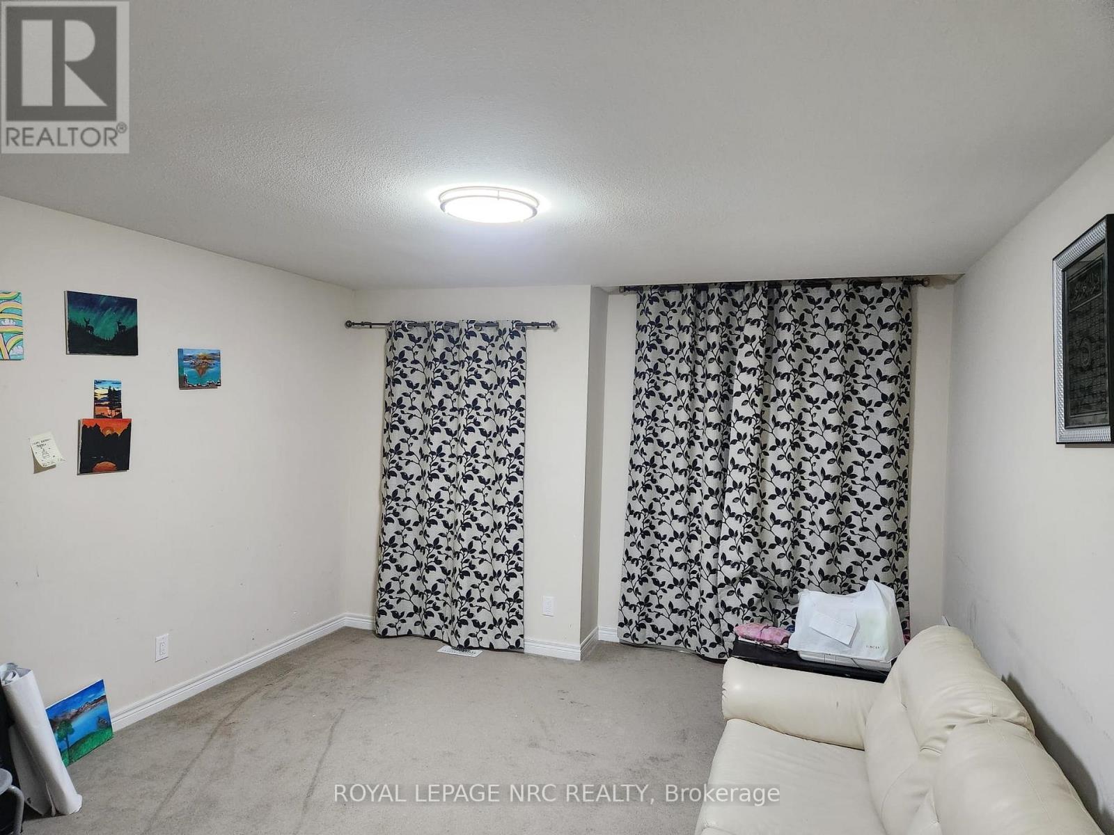 40 Elderberry Road, Thorold, Ontario  L2V 0E7 - Photo 7 - X12859740