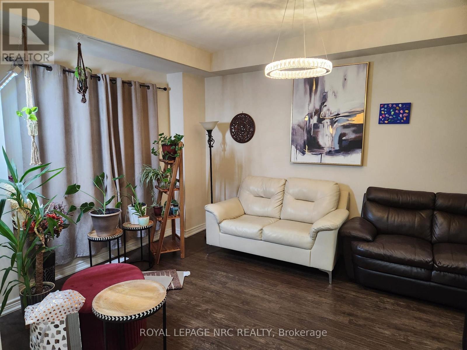 40 Elderberry Road, Thorold, Ontario  L2V 0E7 - Photo 9 - X12859740