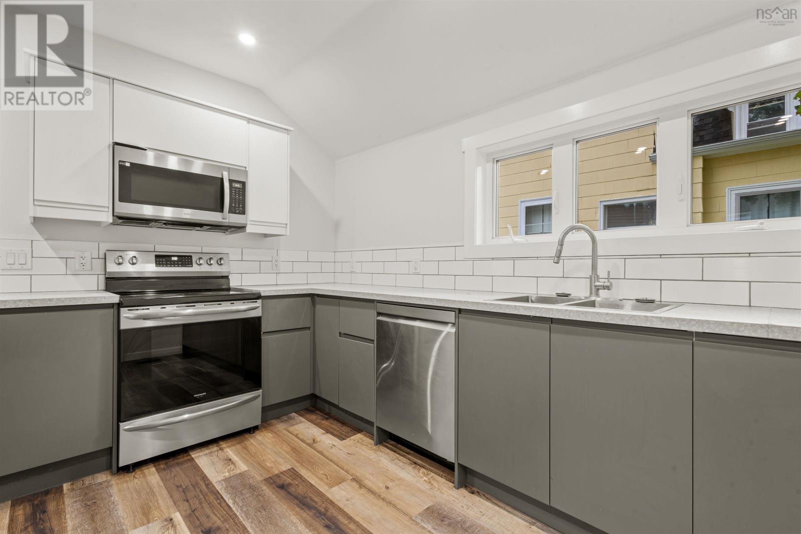 57 Pleasant Street, Truro, Nova Scotia  B2N 3R8 - Photo 16 - 202604217