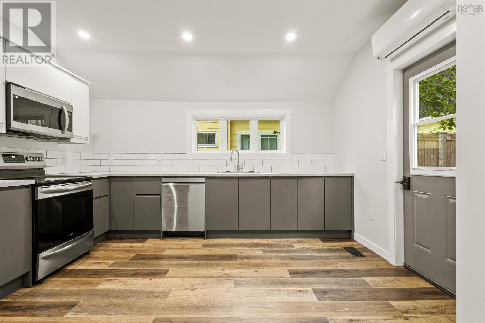 57 Pleasant Street, Truro, Nova Scotia  B2N 3R8 - Photo 14 - 202604217