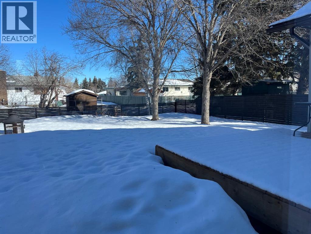 9826 75 Avenue, Grande Prairie, Alberta  T8V 4W9 - Photo 27 - A2295292