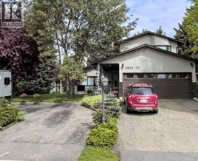 9826 75 Avenue, Grande Prairie, Alberta  T8V 4W9 - Photo 1 - A2295292