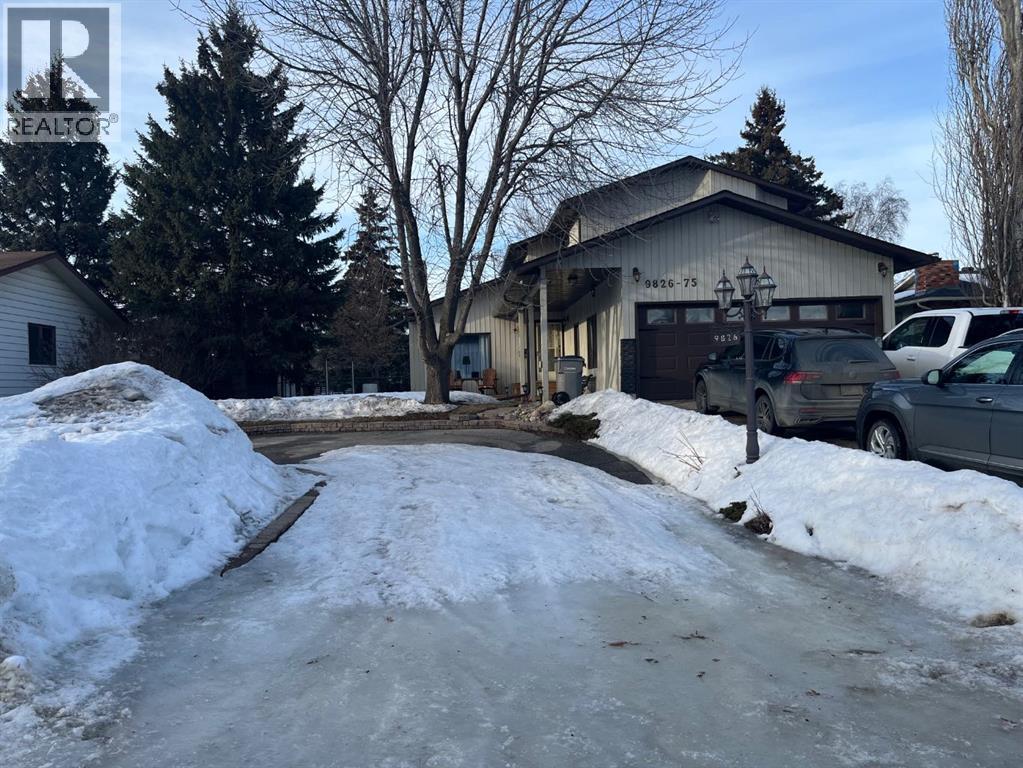 9826 75 Avenue, Grande Prairie, Alberta  T8V 4W9 - Photo 3 - A2295292