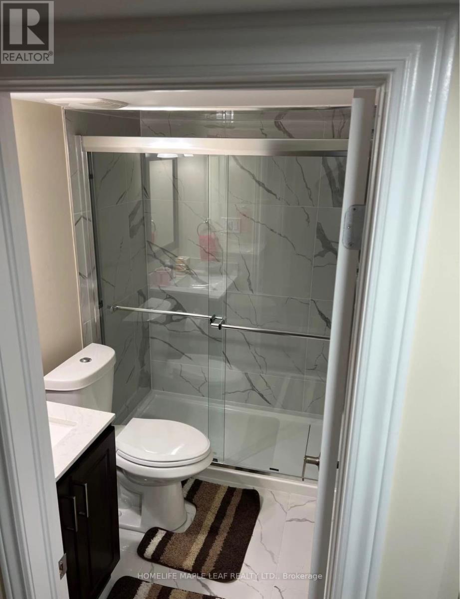 92 Robert Parkinson Drive, Brampton, Ontario  L7A 0Z3 - Photo 11 - W13017756