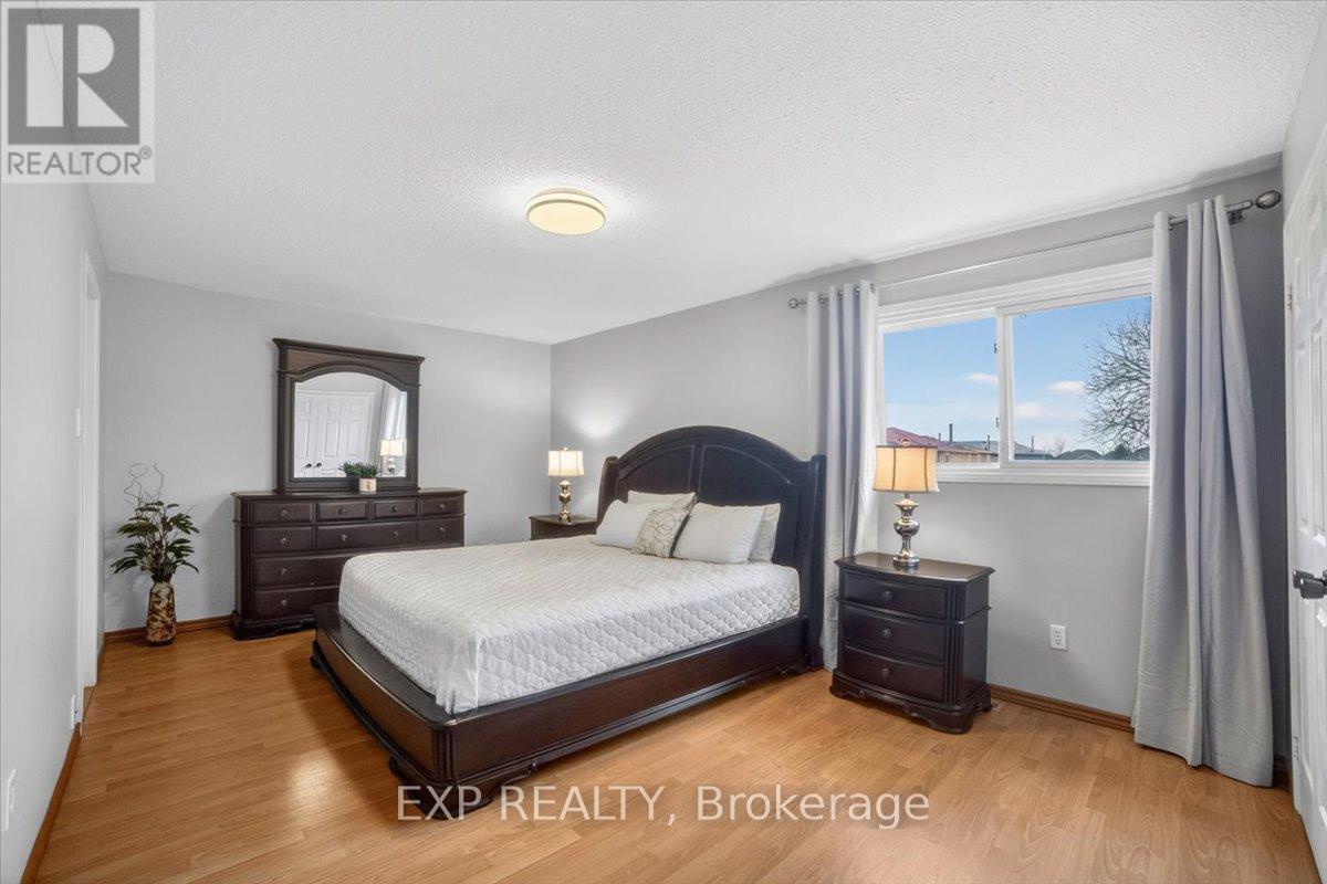 3440 Redmond Road, Mississauga (Fairview), Ontario  L5B 3S5 - Photo 17 - W12894102